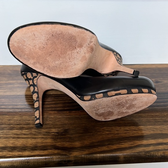 Coach platform with wooden signature heel - Picture 3 of 7